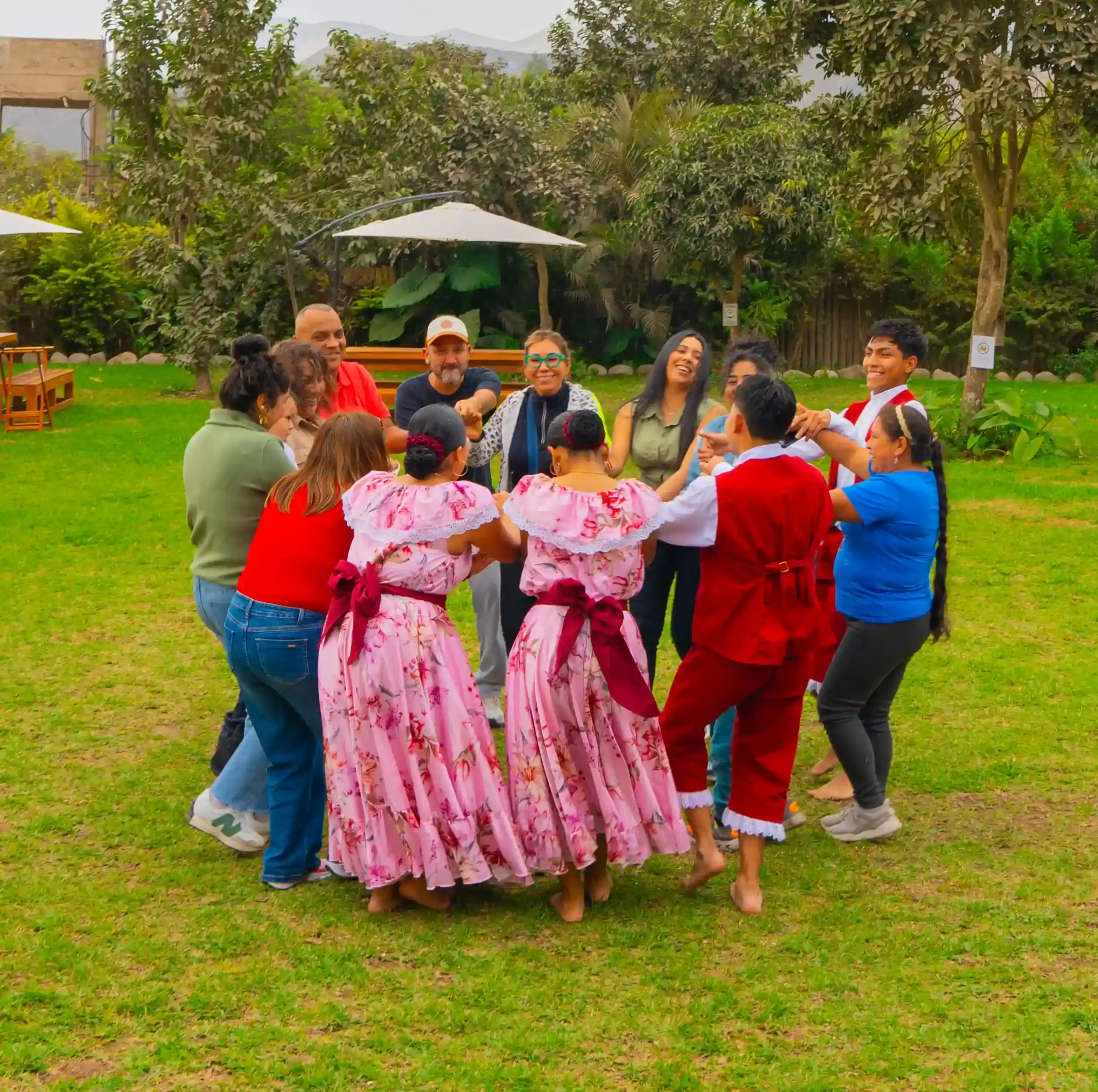 Danza costeña en Jora 2